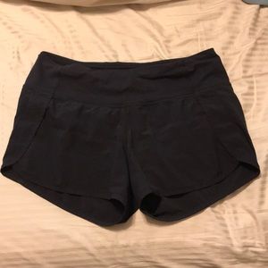 Lululemon 4inch speed up shorts